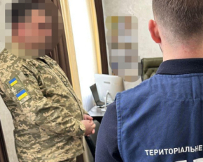 Задержали проректора академии Госпогранслужбы, который привлекал военных на строительство