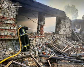 Показали страшні наслідки комбінованої атаки РФ на Харків і Чугуїв