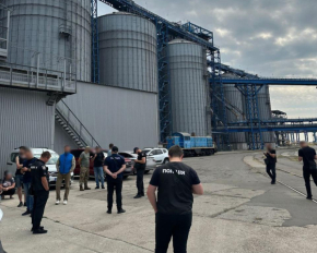 Поліцейські ліквідували злочинну групу, яка незаконно заволоділа $20 млн іноземних інвестицій
